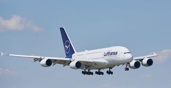 
La compagnie aérienne Lufthansa a annoncé pour l’été 2023 la réactivation de ses Airbus A380, sans dire sur quelles lignes