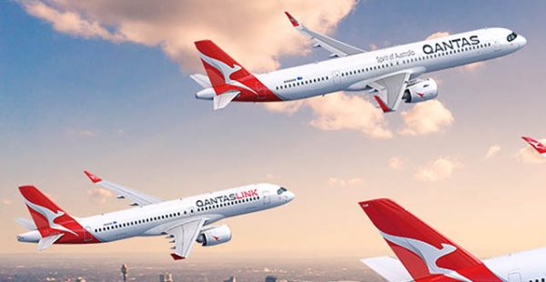 
Plus de 1 000 employés mécaniciens de Qantas ont quitté le travail dans six grands aéroports australiens, dans le cadre d une